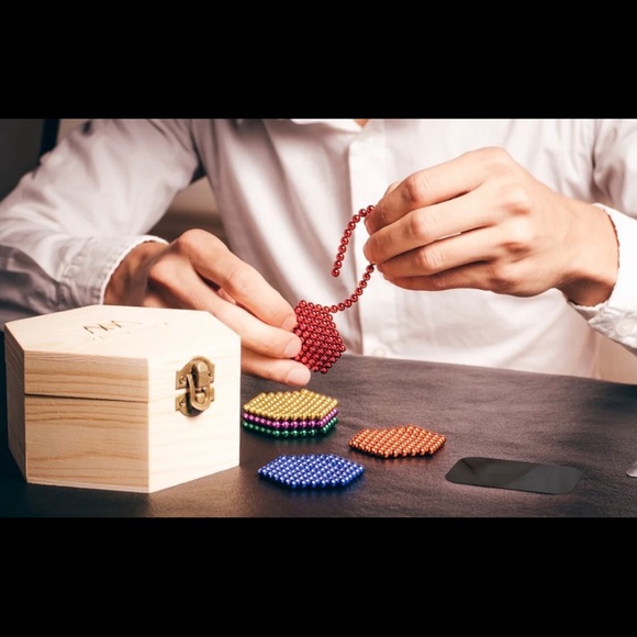 Magnets Balls Set Includes 546 Pcs plus lots of extras - Picture 6 of 11